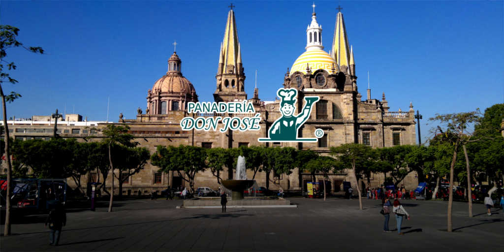 Imagen de la Catedral de Guadalajara con el logotipo de Panadería Don José en primer plano, ¡Nosotros Elaboramos el Birote Tradicional de Jalisco! Birote Salado para Tortas Ahogadas y Birote Fleima Picadera.